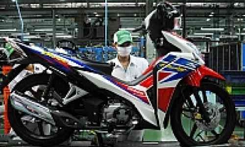 Harga Honda Blade S Rp 13,7 Juta Tanpa Disk Brake Belakang