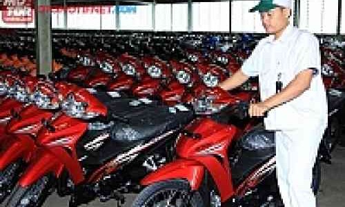 Honda Revo Tampil Lebih Segar, Harga Masih Sama!