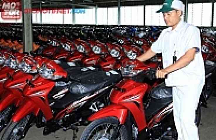 Honda Revo Tampil Lebih Segar, Harga Masih Sama!