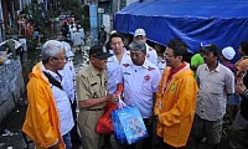 Aksi Sosial Federal Oil untuk Korban Banjir Jakarta