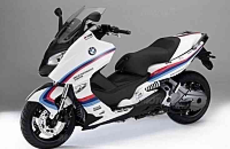 Edisi Khusus BMW C600 Inspirasi Balap DTM