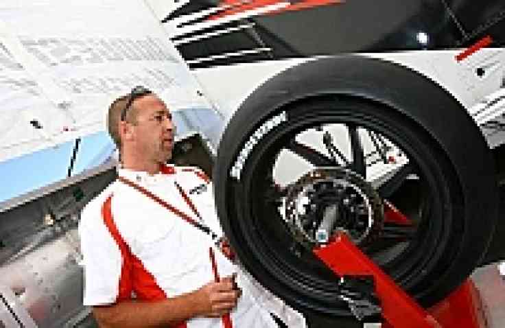 Bridgestone Desain Ulang Ban Kompon Kerasnya