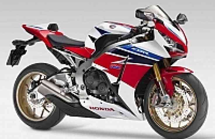 Honda Hadirkan CBR1000RR Paket Racing!