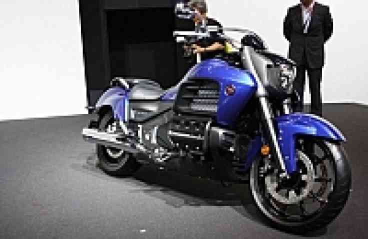 Honda Valkyrie Tampil 'Singset' di TMS 2013