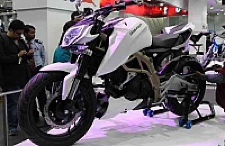  TVS Apache Siap Hadir, Bermesin 250CC!