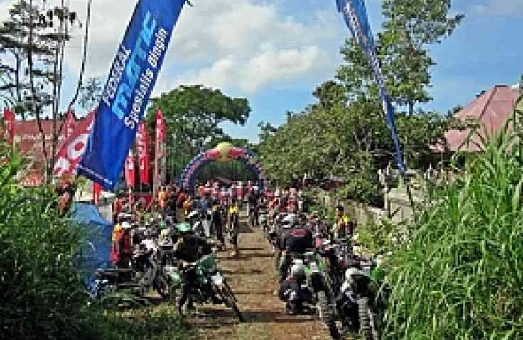 Spesial Federal Oil Trail Adventure, Tracker Bali Punya Hajat