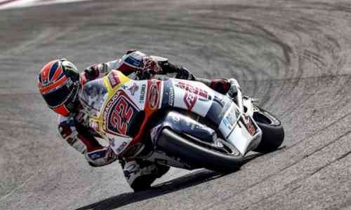 Moto2 San Marino, Bertarung Sengit, Sam Lowes Out