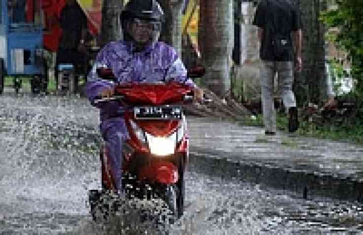 Motor Rusak Akibat Banjir, Tidak Ada Garansi !