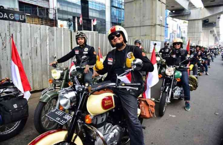 Begini Cara Komunitas Royal Enfield Rayakan Kemerdekaan