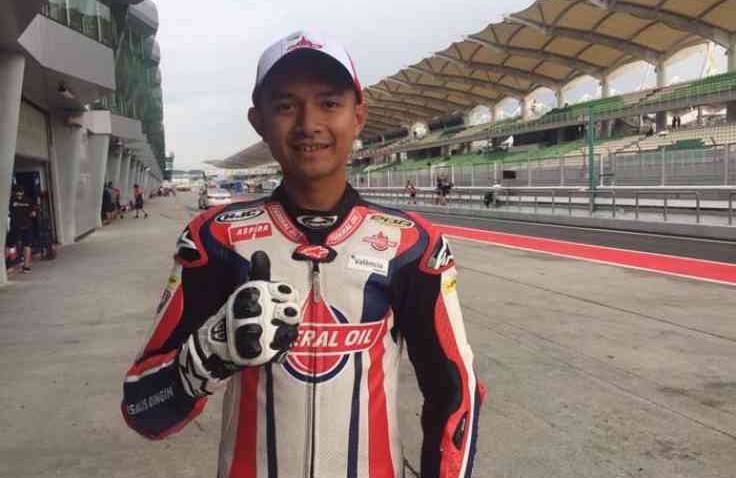 Dimas Ekky Fitting Racing Suit Federal Oil Gresini Moto2, Keren gak? 