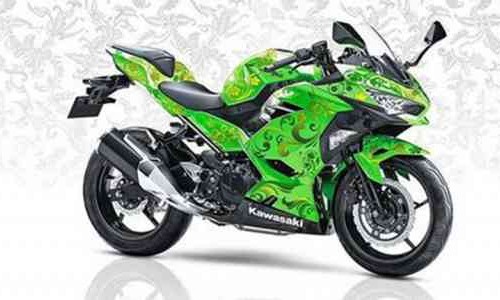 Peringati Hari Batik Nasional, Kawasaki Ninja 250 Berbaju Batik