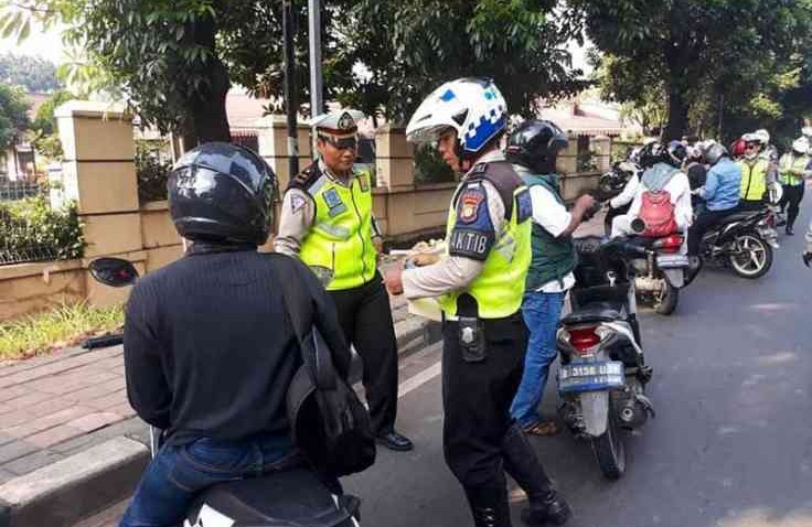 Mudik Boncengan Lebih Dari 2 Orang Bakal Diturunkan Oleh Polisi