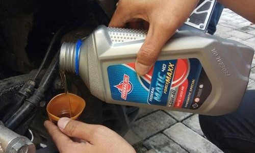 Ganti Oli Mesin Motor Matic,  Berapa Kilo Meter Yang Ideal ?