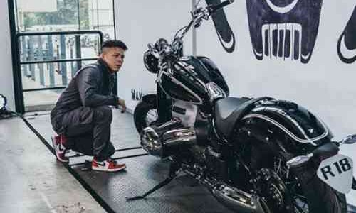 Ariel NOAH Punya Motor Gede Baru, Apa Ya 