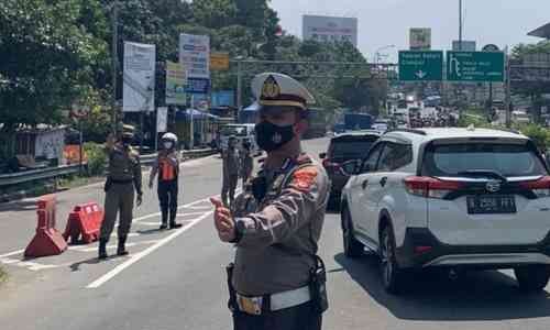 Perhatian Buat Bikers yang Mau ke Puncak, Hari ini Ada Ganjil Genap Berlaku untuk Motor dan Mobil