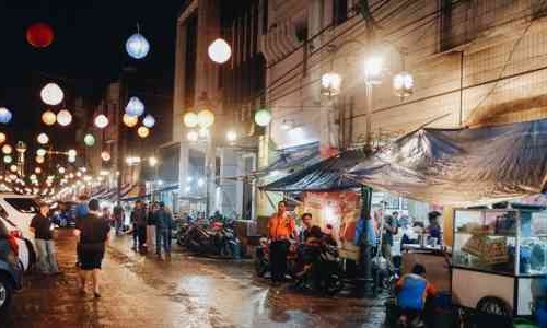 Inilah Rekomendasi Kuliner Malam di Dipatiukur Bandung, Cocok Buat isi Perut Pulang Kopdar