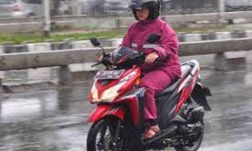 Cegah Tergelincir Saat Menikung Menggunakan Sepeda Motor