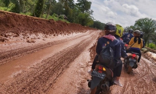 Enam Cara Aman Lewat Jalur Mudik Yang Rusak Dan Berlubang